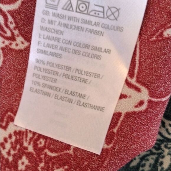 Denim and Company Bundle of Two Blouses - Picture 8 of 12